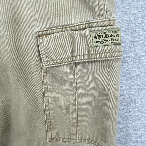 Wrangler Cargo Pants Mens 38 X 32 Khaki Flat Front Straight Leg Activewear Work - Picture 4 of 10